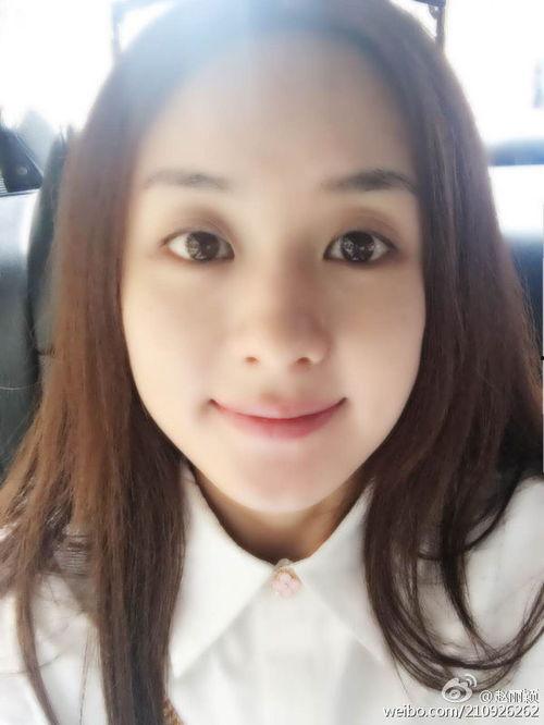 自拍头条,揭秘自拍头条背后的故事