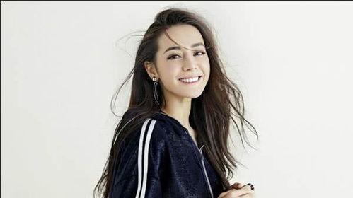 竟明星是谁,探寻其璀璨星途背后的故事