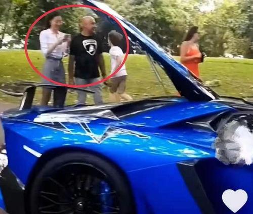 网红讲车翻车,惊心动魄的瞬间